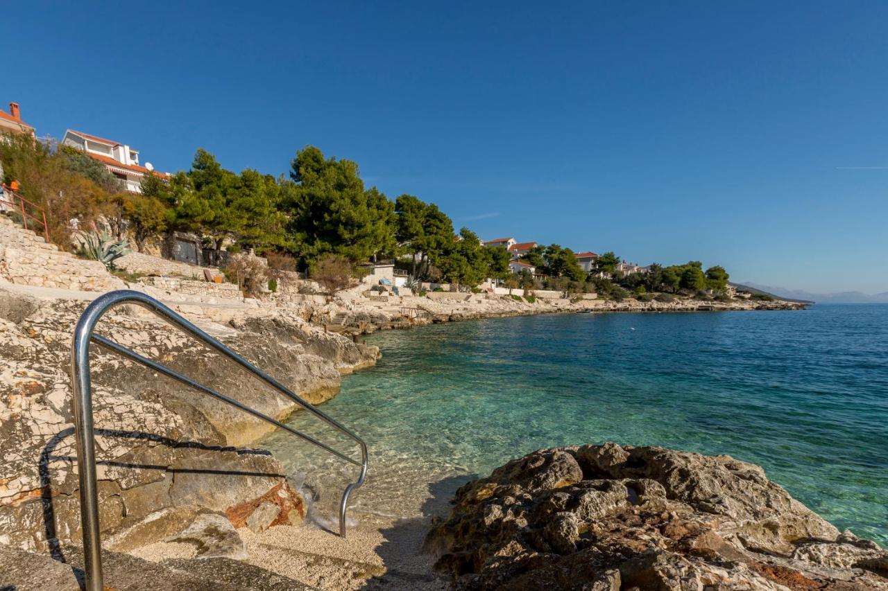 Apart Sa Terasom 250M Od Plaze,Parking,Wi Fi,Rostilj Trogir Extérieur photo