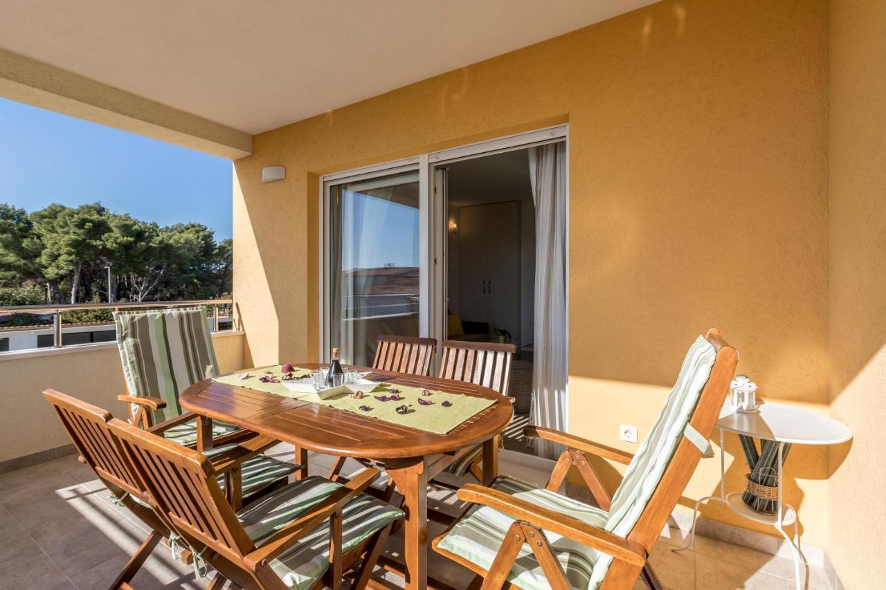 Apart Sa Terasom 250M Od Plaze,Parking,Wi Fi,Rostilj Trogir Extérieur photo