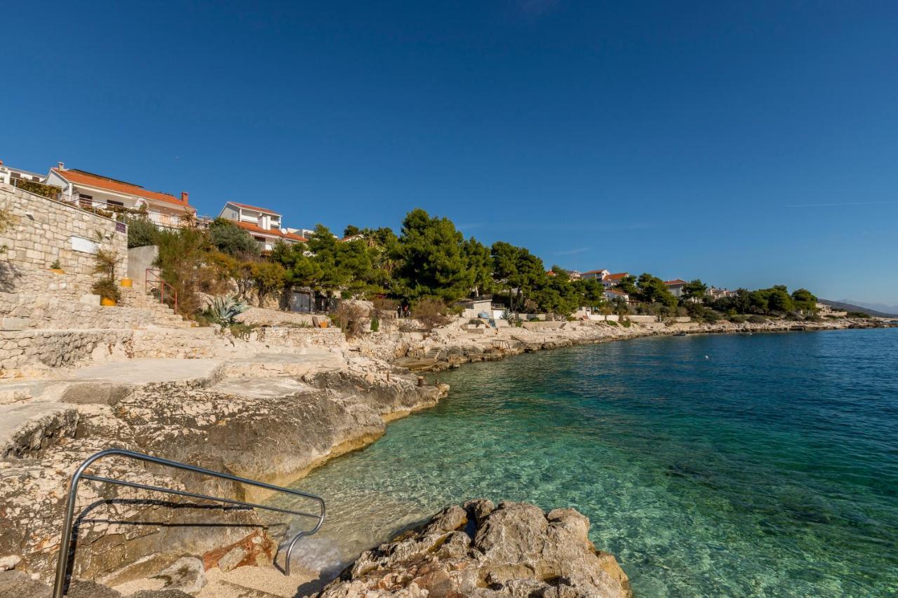 Apart Sa Terasom 250M Od Plaze,Parking,Wi Fi,Rostilj Trogir Extérieur photo
