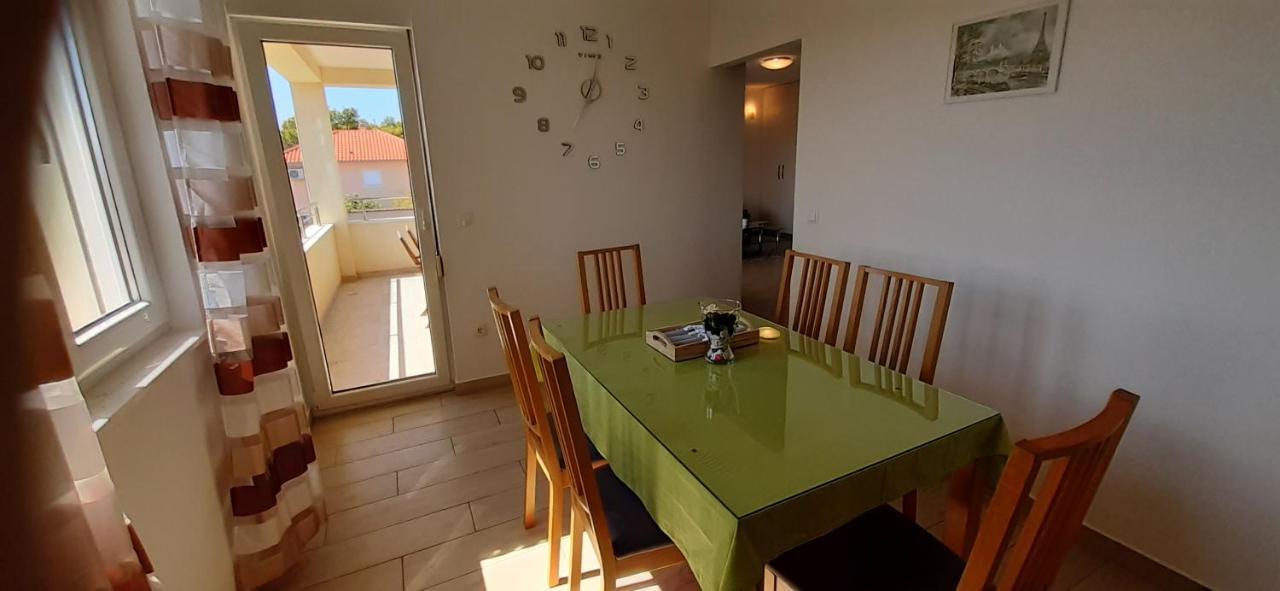 Apart Sa Terasom 250M Od Plaze,Parking,Wi Fi,Rostilj Trogir Extérieur photo