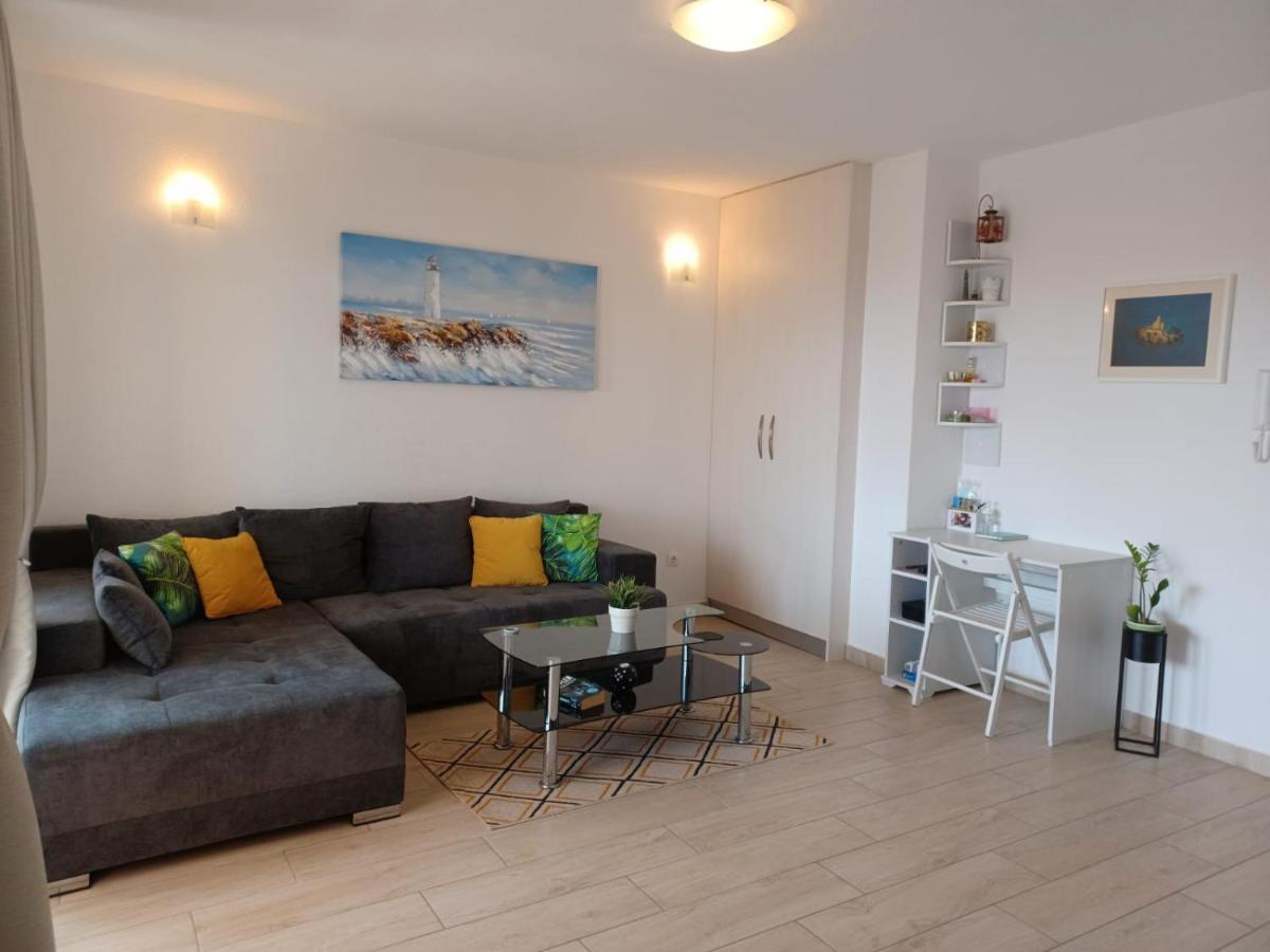 Apart Sa Terasom 250M Od Plaze,Parking,Wi Fi,Rostilj Trogir Extérieur photo